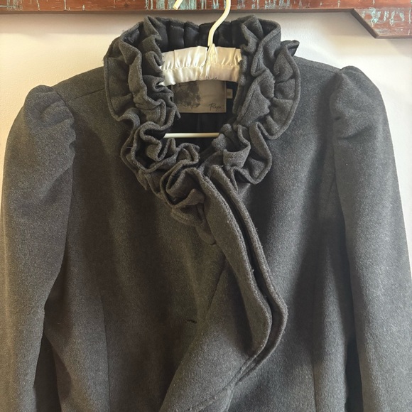 Ryu Anthropologie gray ruffled felt pea coat Women’s Medium READ DESCRIPTION! - Picture 2 of 13